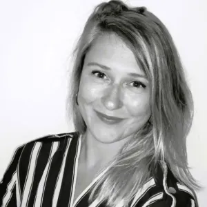 Je recherche une baby sitter régulière 