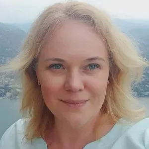 Профессиональная няня в Комо . 