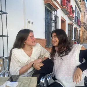 Niñera en Sevilla con experiencia !!