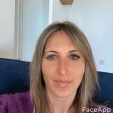 Baby-sitter douce et patiente 