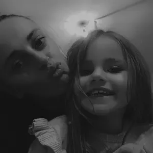 Je recherche une baby-sitter 