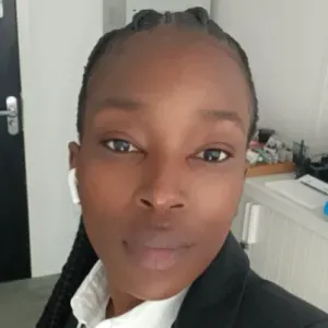 Nounou sérieuse et attentionnée disponible dès maintenant