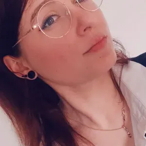 Jeune femme motivée avec références 