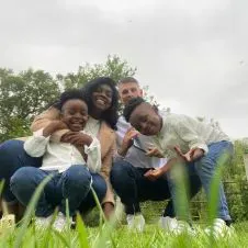 Pesquise um(a) empregada doméstica em Oeiras