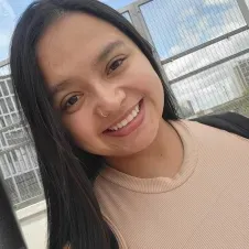 Je suis à la recherche d'un emploi en tant que soigneur anim