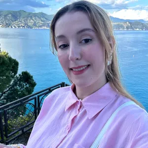 Baby sitter disponible à rezé et Nantes 