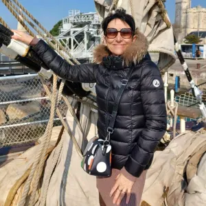 Aide ala personne enfants et enfants ayant un handicap 