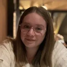 Garde d'enfants week-end et les soirs de semaines.