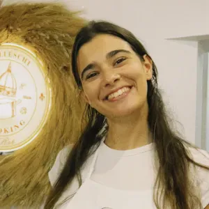 Babysitter Dedicada e Atenta – Flexibilidade de Horários