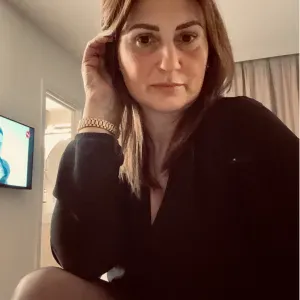 Dama di compagnia per anziani disponibile