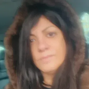 Babysitter esperta  Fano pesaro urbino 