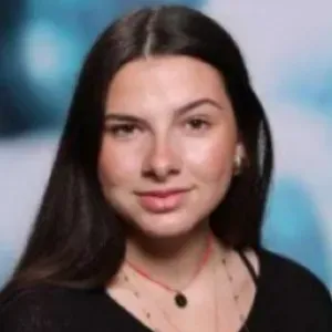 Jeune Baby-sitter sur Orléans et St Jean le Blanc 