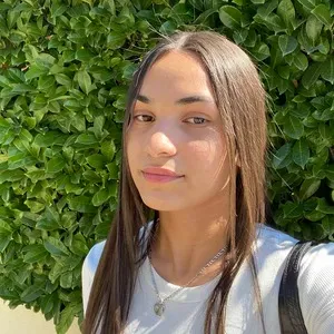 Baby-sitter expérimenté à Saint-Gilles