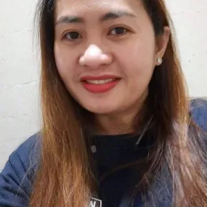 Responsible and efficient housekeeper in Paris