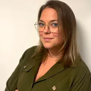 Petits mains disponible dans le 92 sud