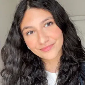 Baby-Sitter expérimentée en région parisienne 