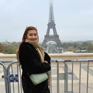 I'm looking for a job Babysitter