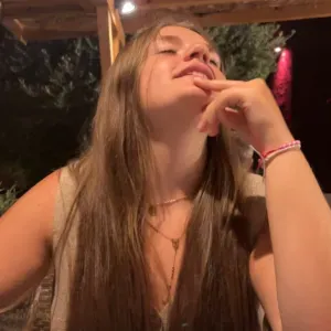 Baby-sitter disponible et expérimentée Awans Liège 