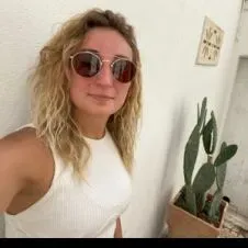 Recherche garde d'enfants 3 semaines disponible temps plein