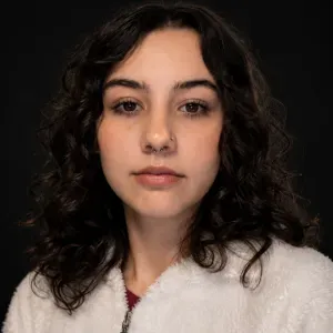 Baby-sitter ayant un diplôme d'assisstante socio-éducative