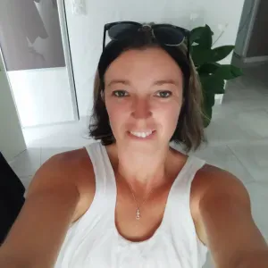 Aide ménagère. Je suis disponible pour vos tâches ménageres.