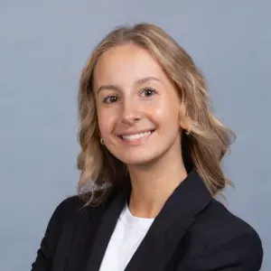 Babysitter avec expérience à Nice 