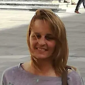 Busco trabajo media jornada