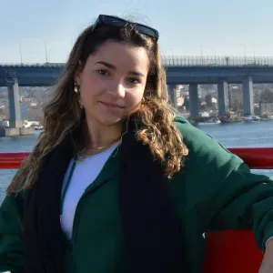 Baby-sitter  profissional Algarve 