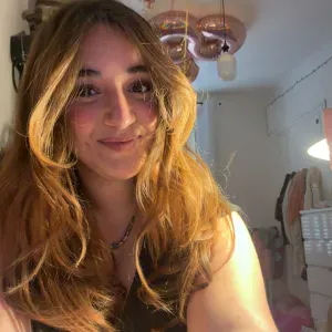 Baby-sitter sérieuse et attentionnée à Creil  disponible.