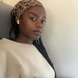 Baby-sitter dynamique et attentionnée à Créteil
