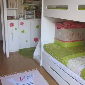  Baby-sitter sérieuse et disponible en août dans le 95