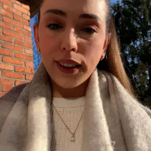 "I worked as a babysitter in my country for 2 years."