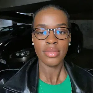 Baby-sitter énergique et motivée