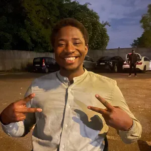 Homme de ménage responsable et entreprenant