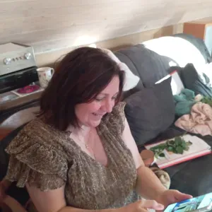 Garde d'enfants malades ou non à domicile