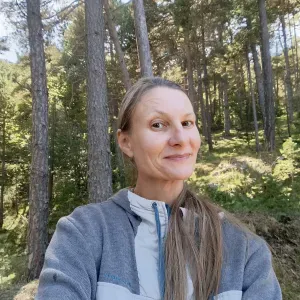 Cuidadora en la Munia Castellví de la marca 