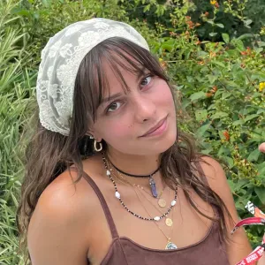 Baby-sitter, 24 ans, artistique et sérieuse, Toulouse