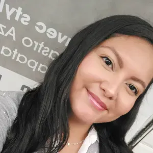 Je m'occupe de votre chat et le nourris chez vous.