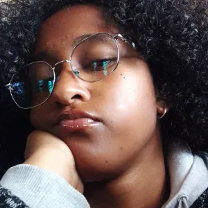 Babysitter com grandes impacto para a educar seu filho