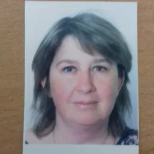 Femme de ménage à votre service.