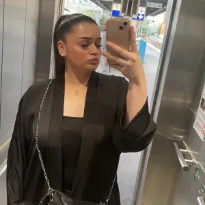 baby-sitter expérimenté à côté de paris