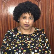 Cuidado a idoso e acompanhamento