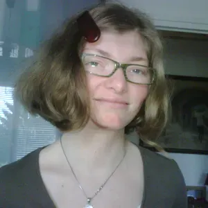 Garde d'enfants de 4 ans  à 10  ans