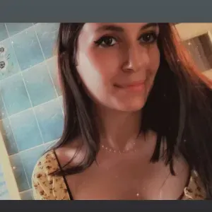 Baby-sitter/nounou bienveillante 