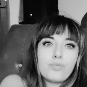 Busco niñera en palafolls o cerca