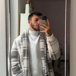 Homme de ménage à vôtre domicile.