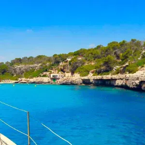 Je cherche une femme de menage