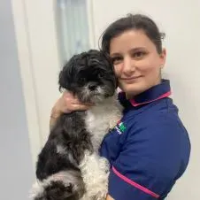 Ciao, mi chiamo Francesca ho trent'anni 