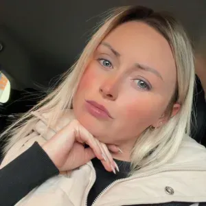 Femme de ménage dans les alentours 