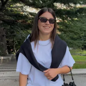 Addetta alle pulizie a Civitanova Marche